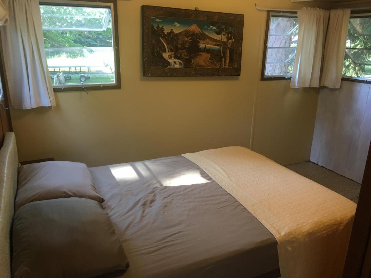 Chetek Rainbow'S End Resort Camp מראה חיצוני תמונה