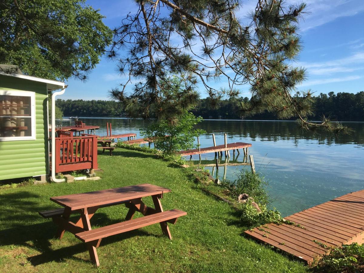 Chetek Rainbow'S End Resort Camp מראה חיצוני תמונה