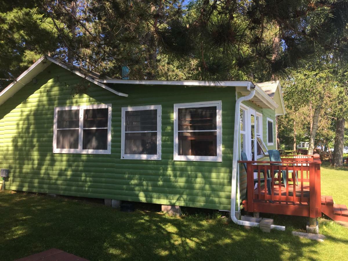 Chetek Rainbow'S End Resort Camp מראה חיצוני תמונה